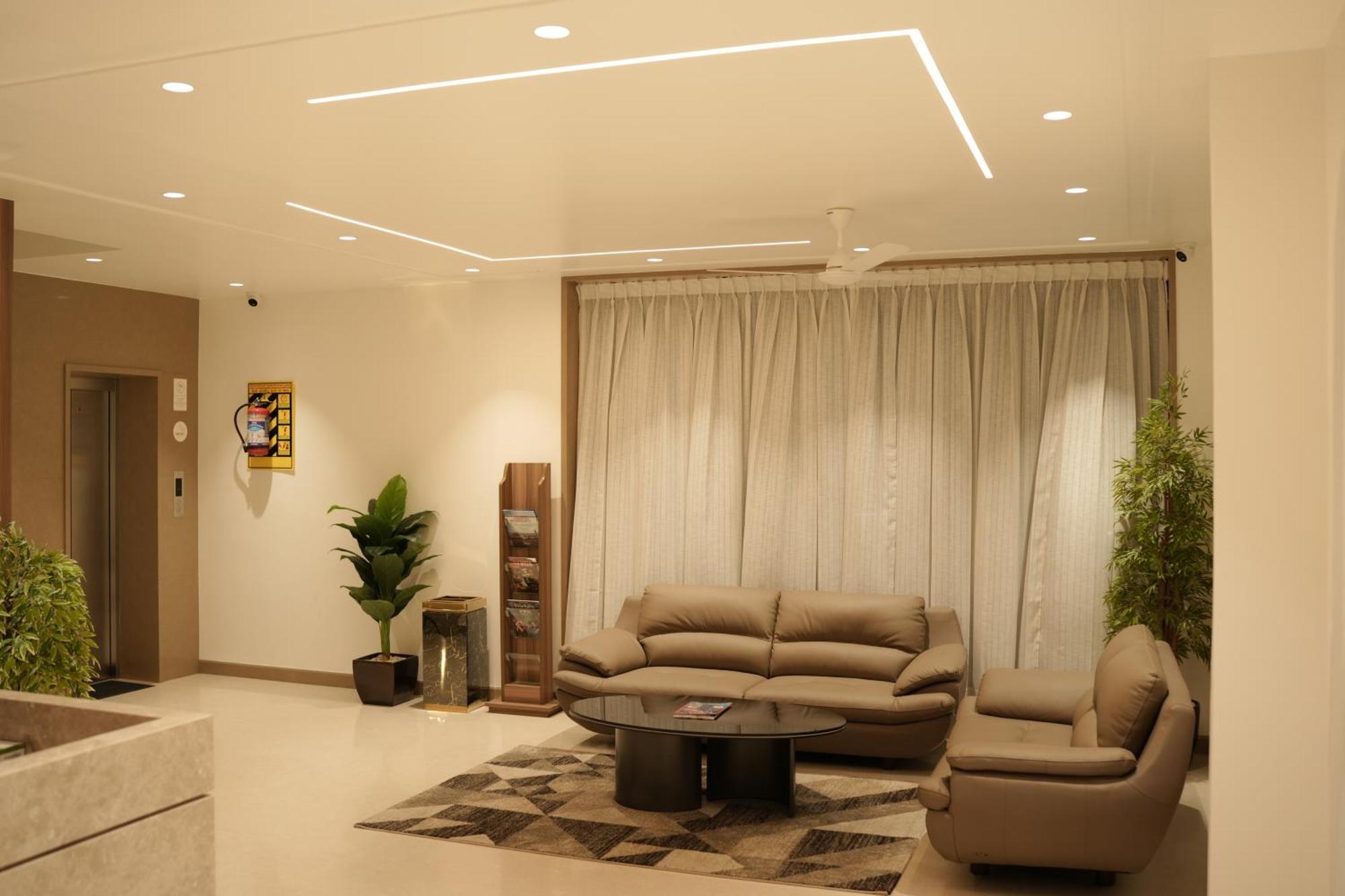 Готель Kongu Residency Karur  Екстер'єр фото